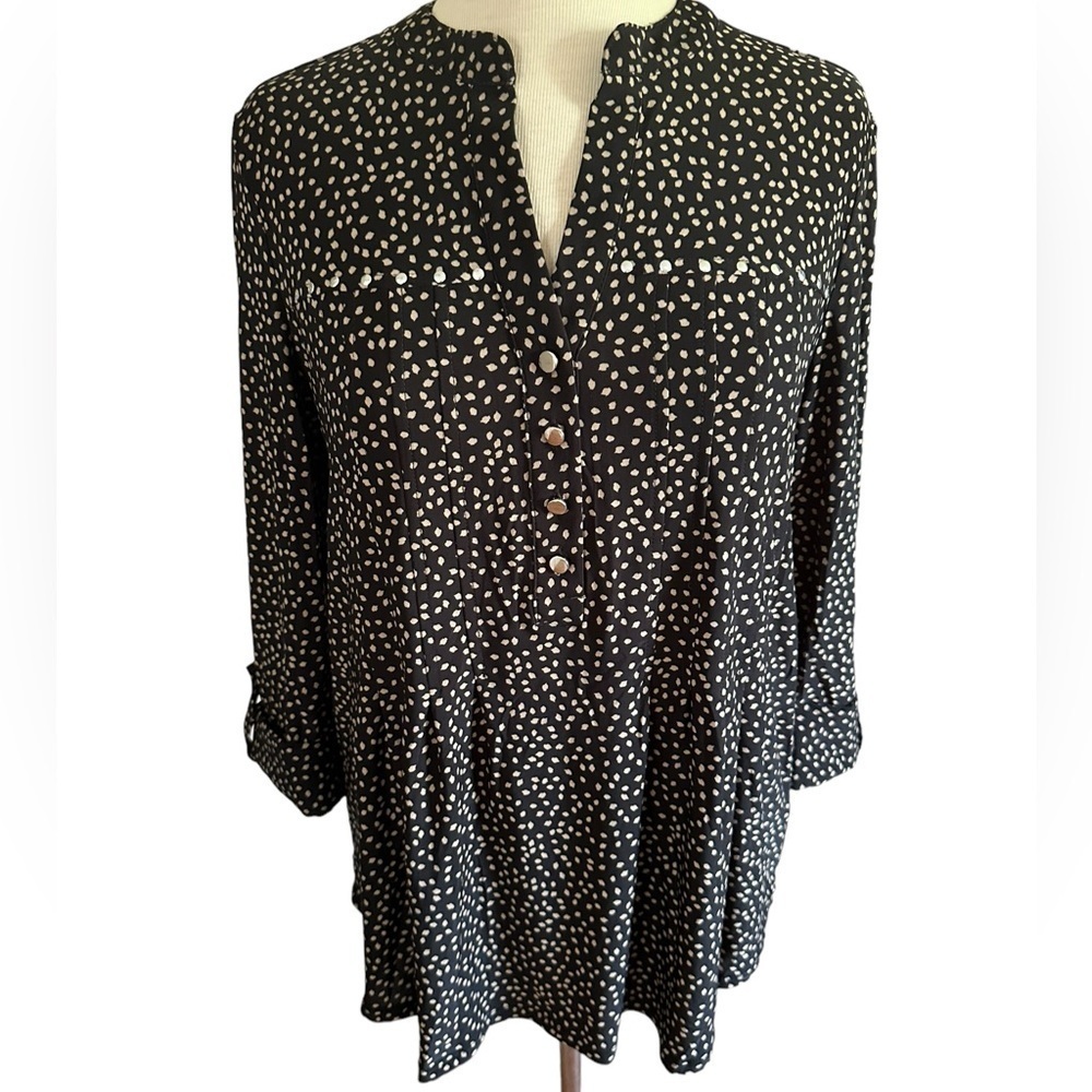 COCOMO Medium black beige 3/4 sleeve sleeve women's Pintuck Blouse